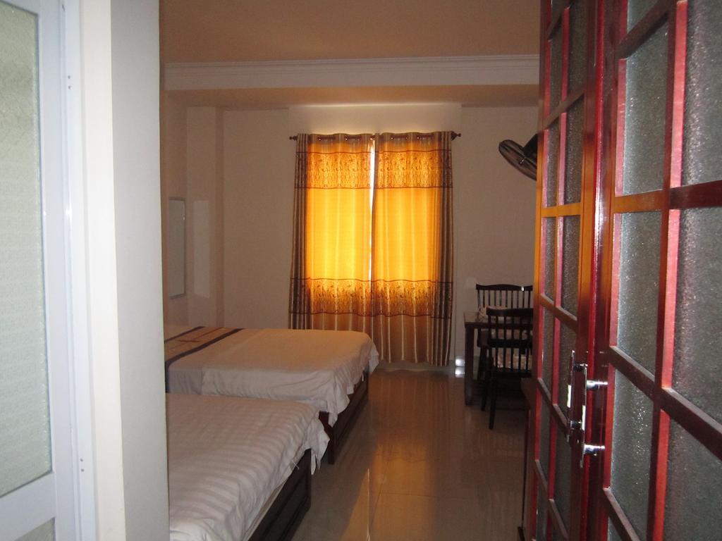 Nhiet Doi Hotel Tuy Hoa Bilik gambar